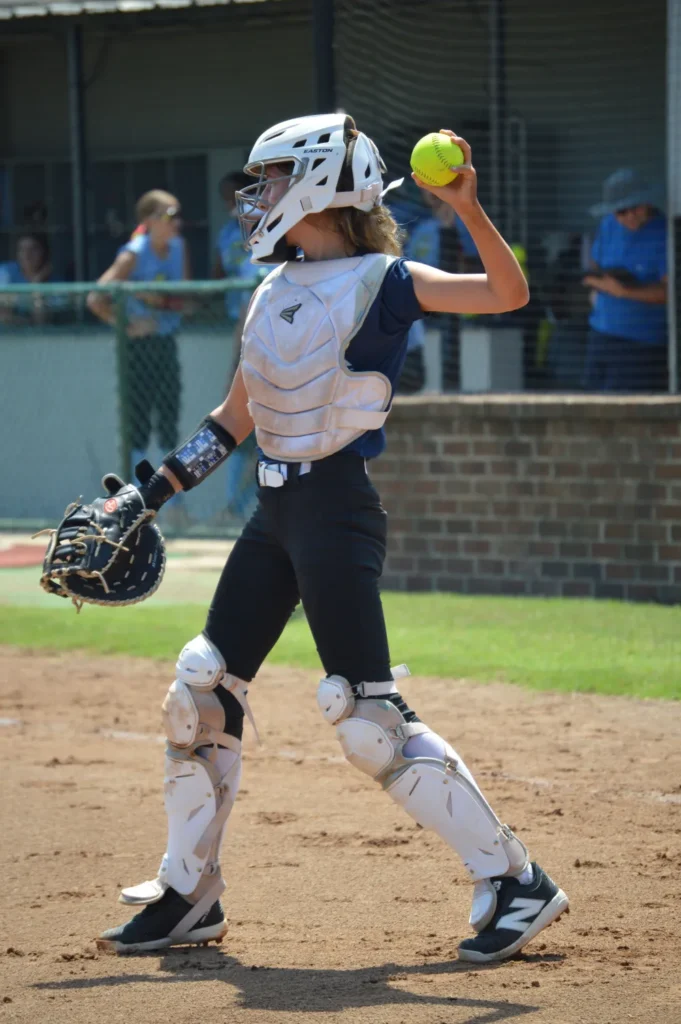 bentleigh throwing ball from catcher