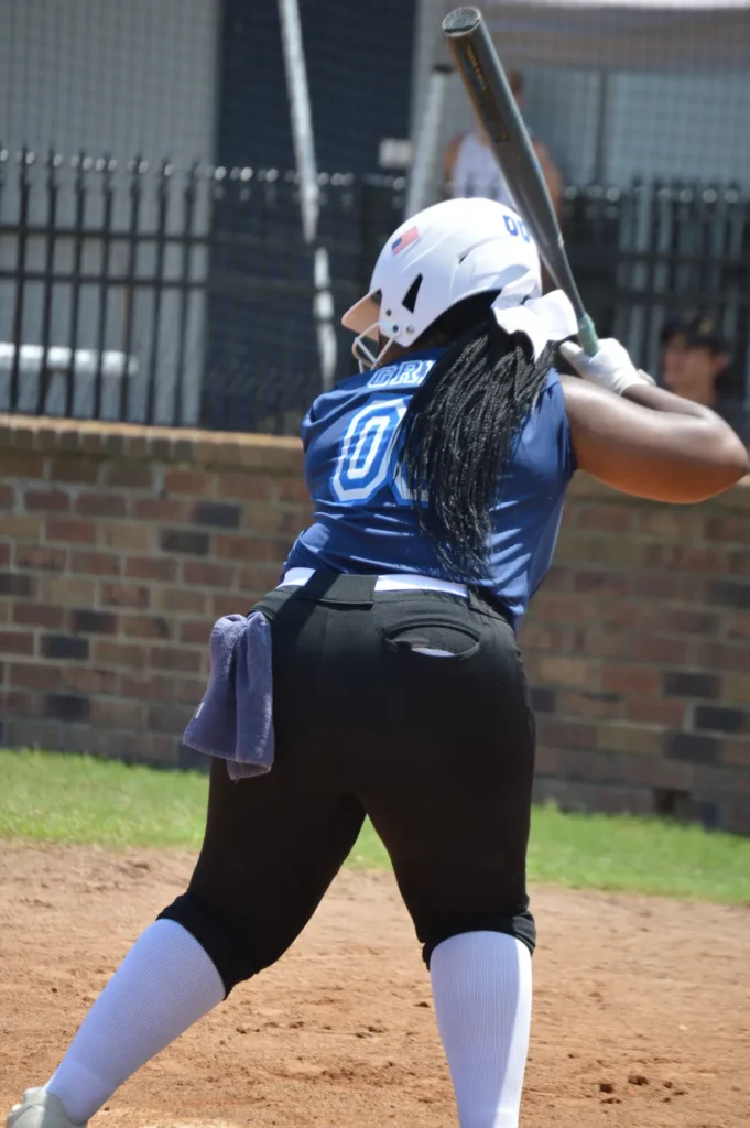 jayden at bat zoomed leg out