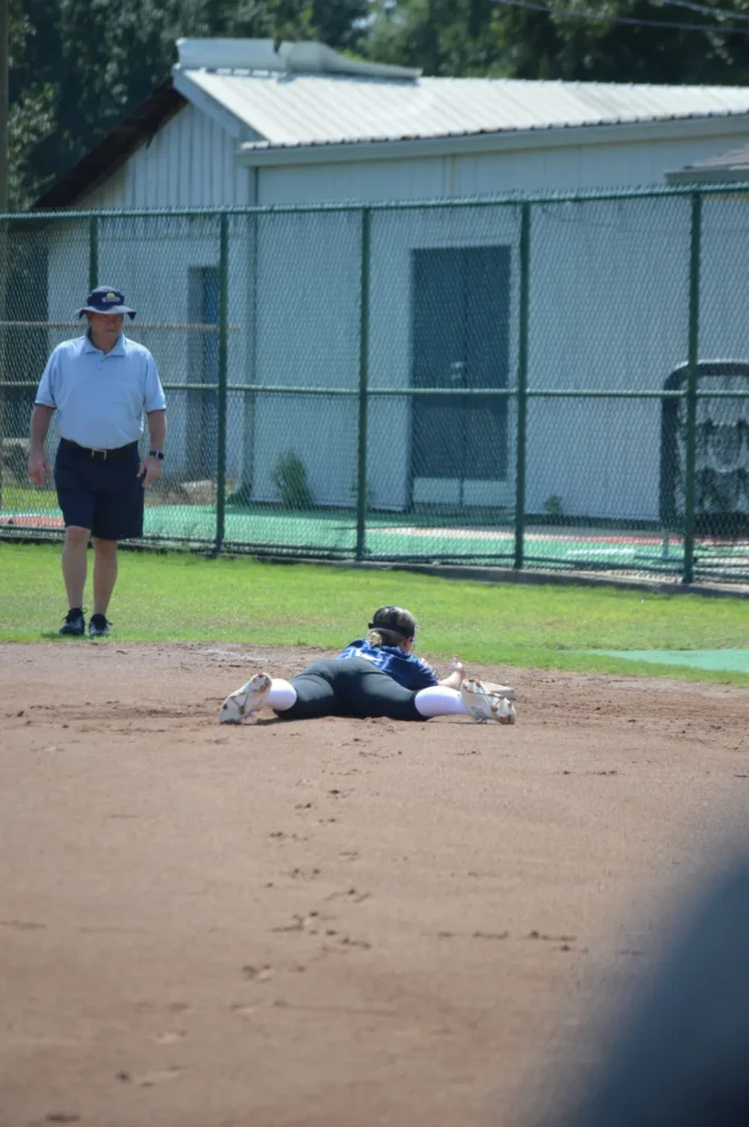 julia dives to first base
